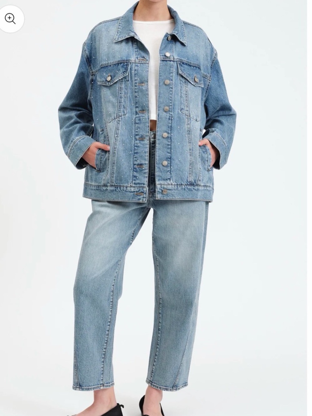 Daze Women’s Oversized Distressed Jean Jacket - small